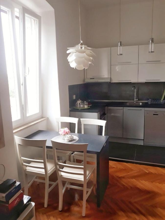 Excellent City Apartment In Antic Pula Exterior foto