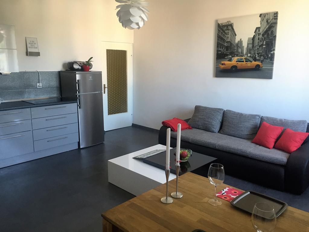 Excellent City Apartment In Antic Pula Exterior foto